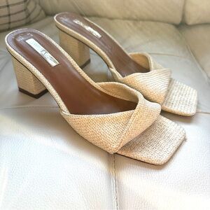 Beige Raffia Block Heel Mules – Square Toe Summer Sandals